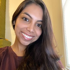 Meet your Posher, Maria